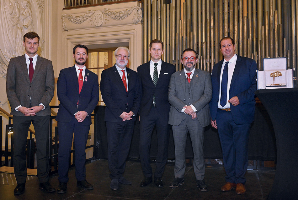 M. l’adjoint au Maire, Sébastien Julien, Philippe Faure-Brac, Raimonds Tomsons, Fabrice Sommier et Aris Allouche.