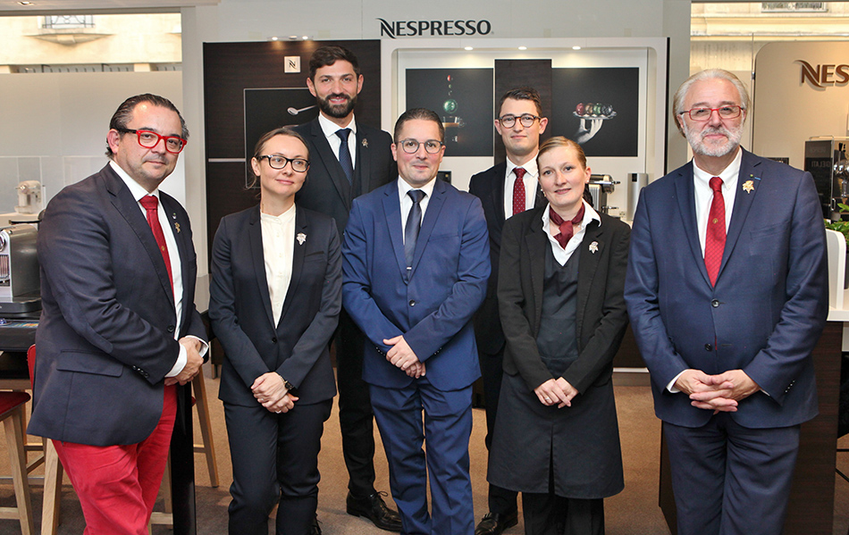 De gauche à droite Fabrice Sommier, Pascaline Lepeltier, Pierre Vila-Palleja, Florian Balzeau, Aymeric Pollenne, Isabelle Mabboux et Philippe Faure-Brac.