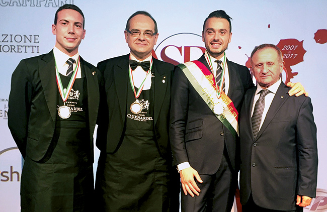 Gabriele Del Carlo - Remise de médaille du Meilleur Sommelier d'Italie ASPI.