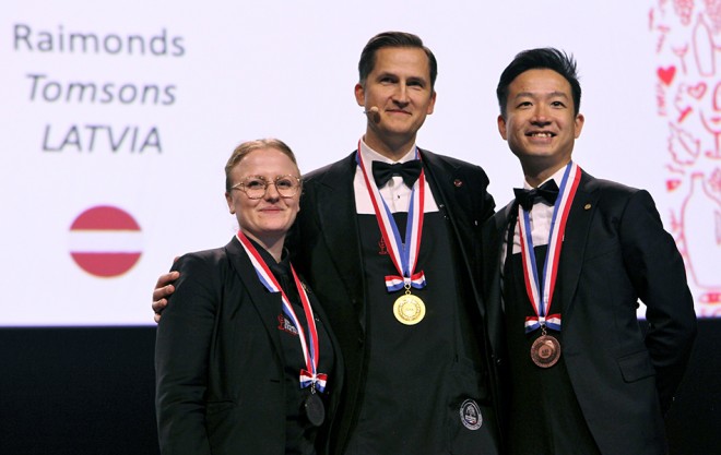  Nina Jensen, Raimond Tomsons et  Reeze Choi.